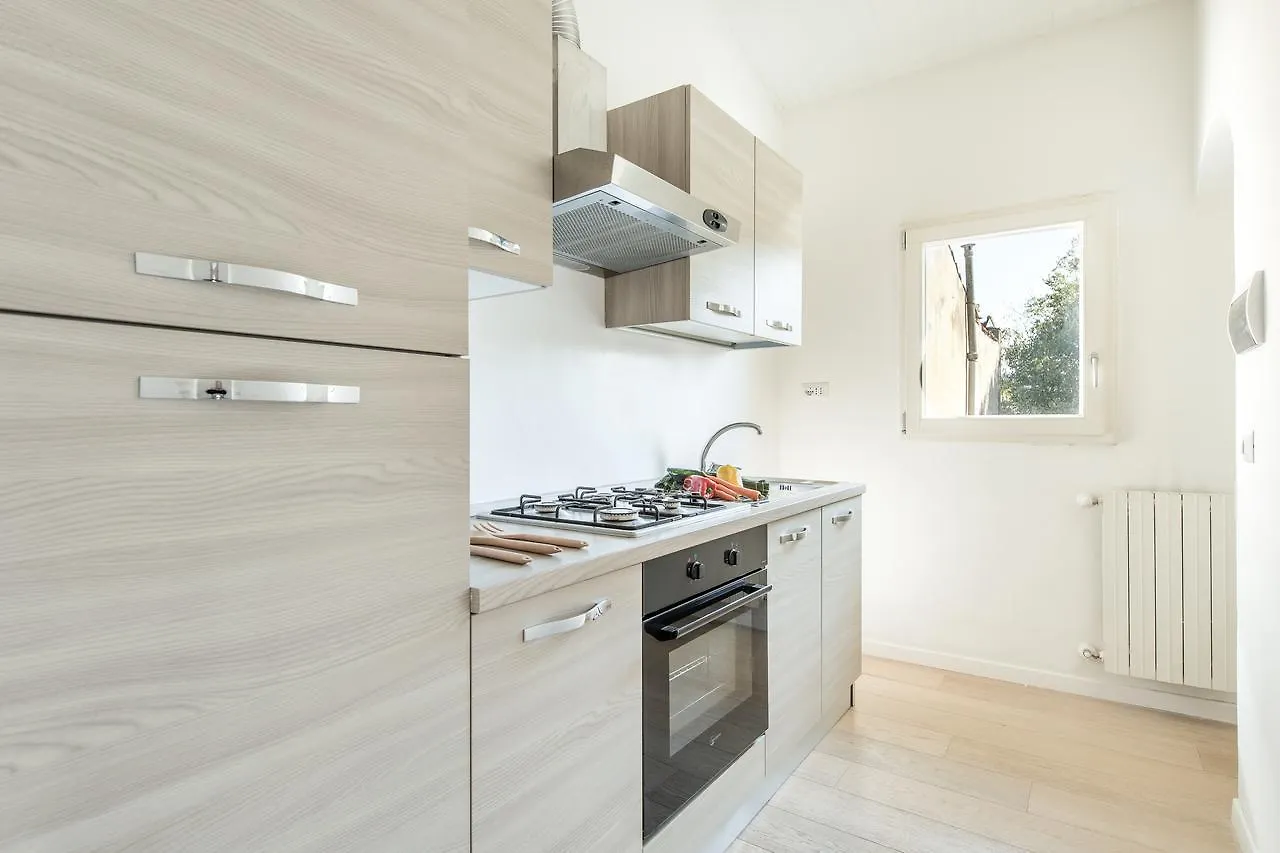 San Frediano Moderno Apartment Florence 0*,