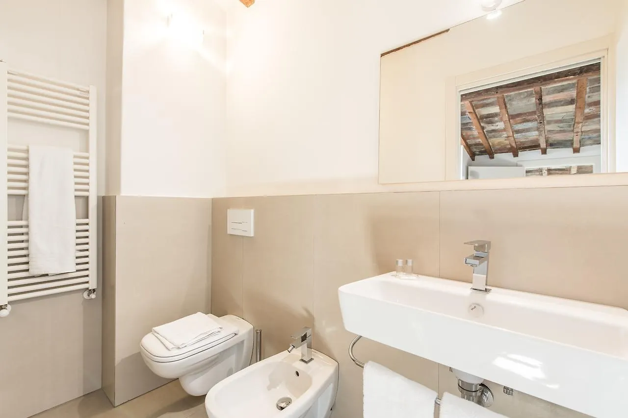 San Frediano Moderno Apartment Florence