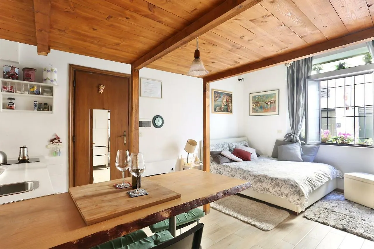 San Frediano Moderno Apartment Florence 0*,  Italy