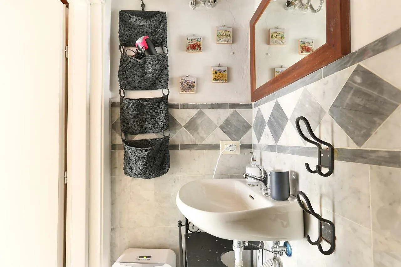 San Frediano Moderno Apartment Florence
